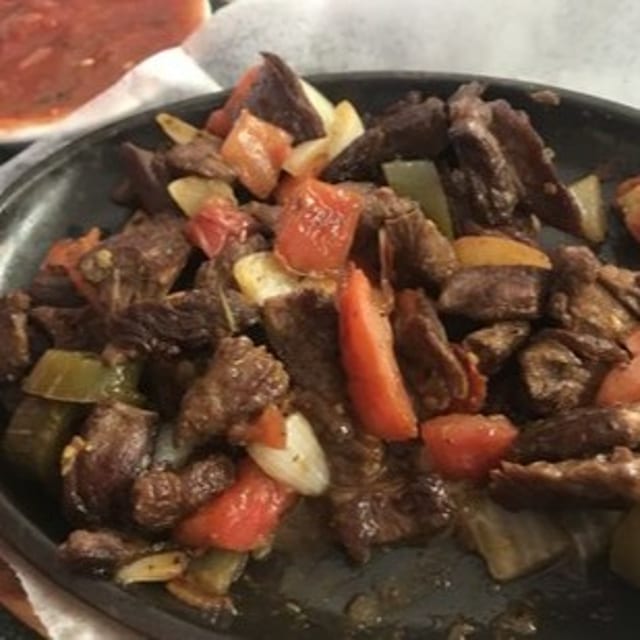 Bistec A La Mexicana.