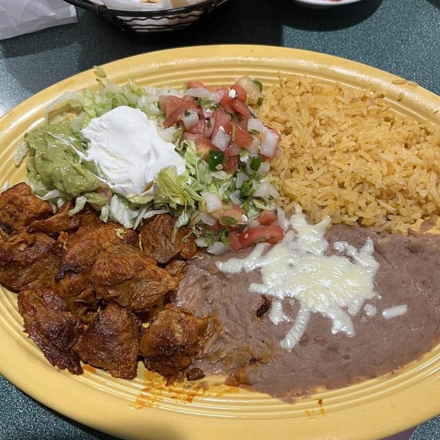 Carnitas Dinner Red.